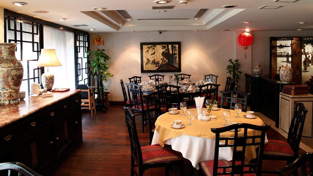 卡拉奇阿瓦里塔酒店 外观 照片 Interior of a restaurant in Beijing